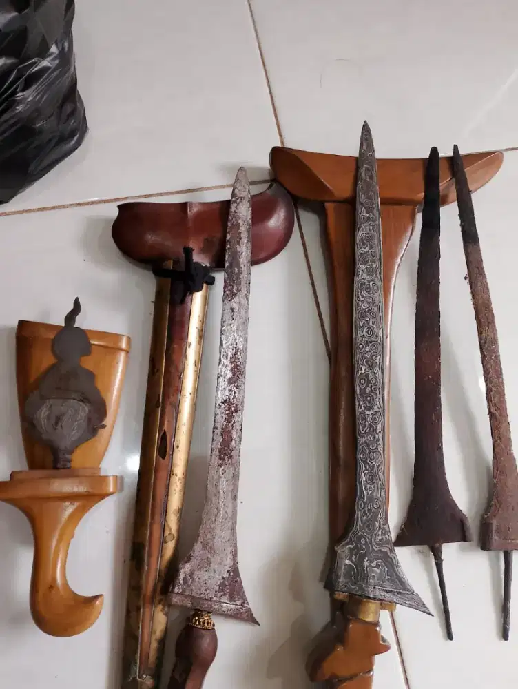 Pusaka sepuh borongan Monggo