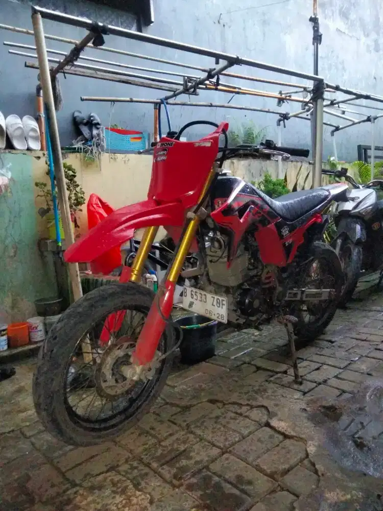 honda CRF150L supermoto