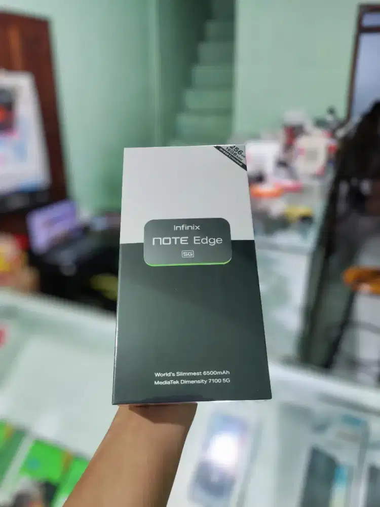 Infinix Note Edge 5G 8/256GB 
Garansi Resmi 1 Tahun
