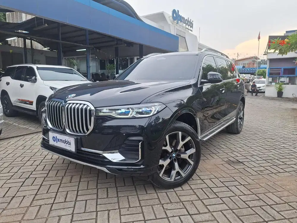 KM Low Pajak Hidup BMW X7 2022 SMK