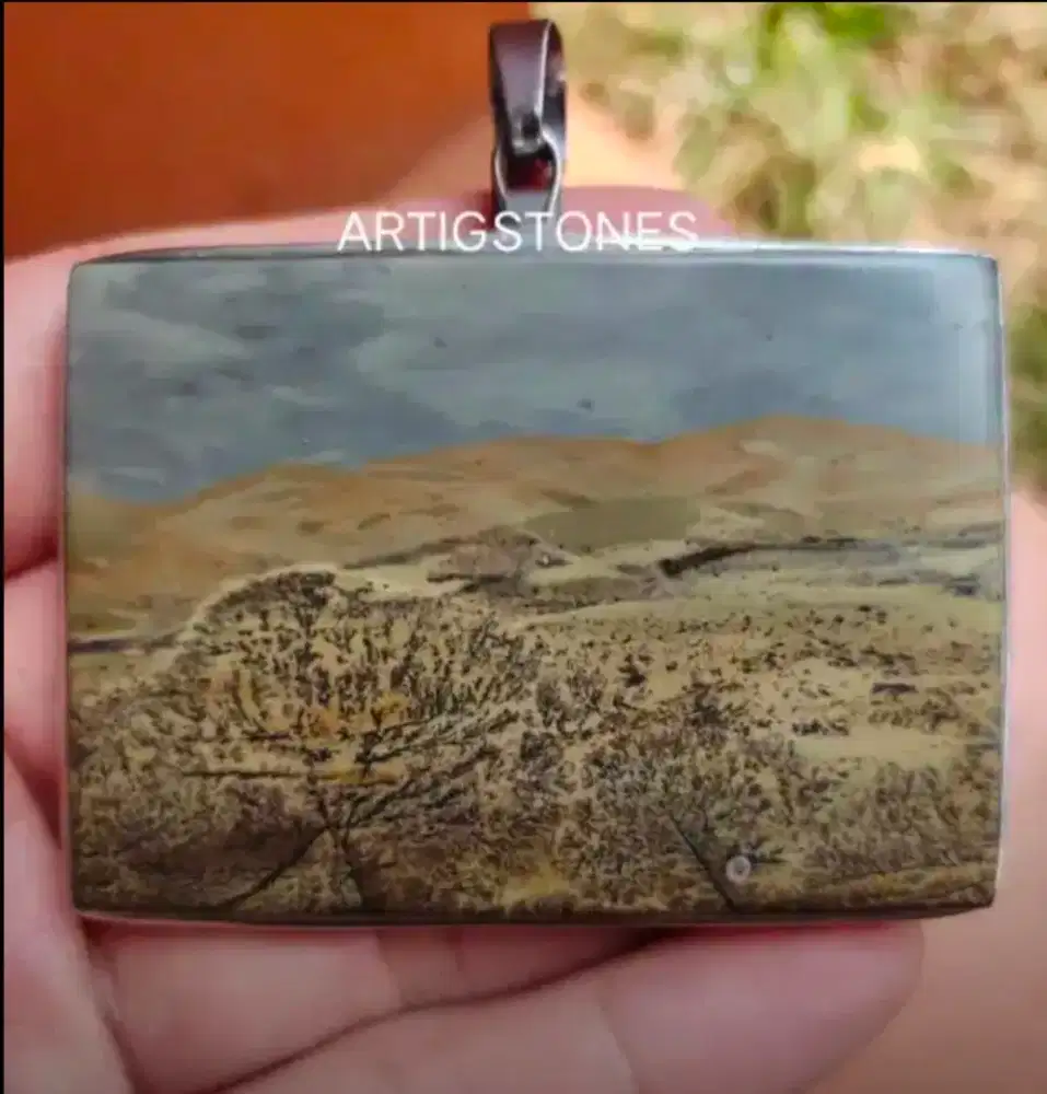 Kolektor masuk] Batu kontes gambar pemandangan gunung LANGKA