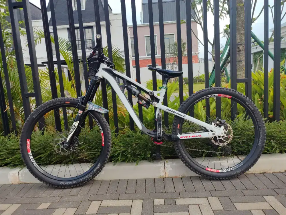 PATROL 871 DH / ENDURO fullbike