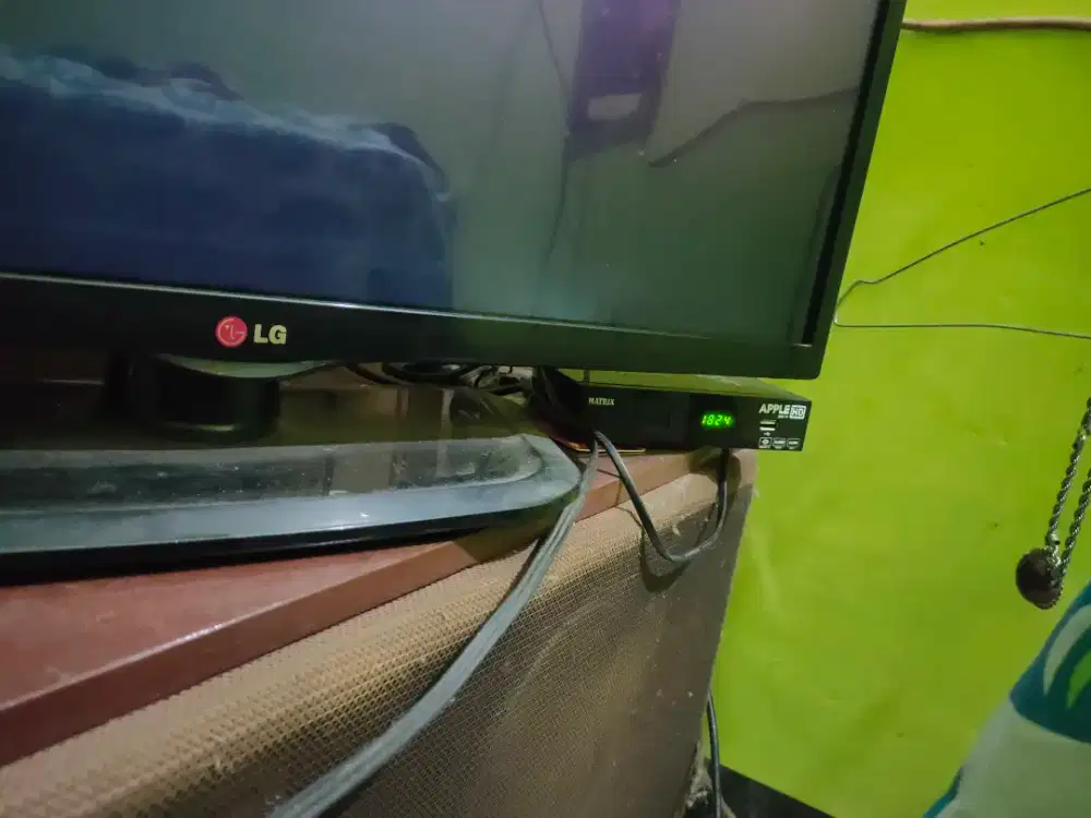 Tv LED Analog 32in LG + STB Matrix Digital Hd