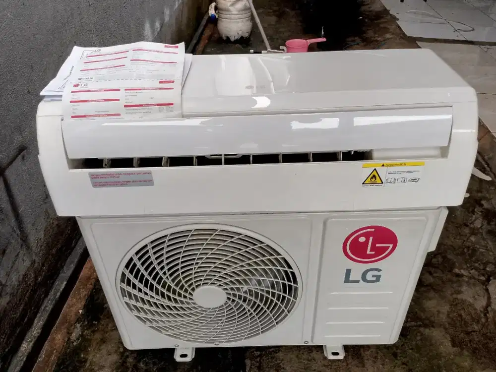 Jual AC LG 1/2pk