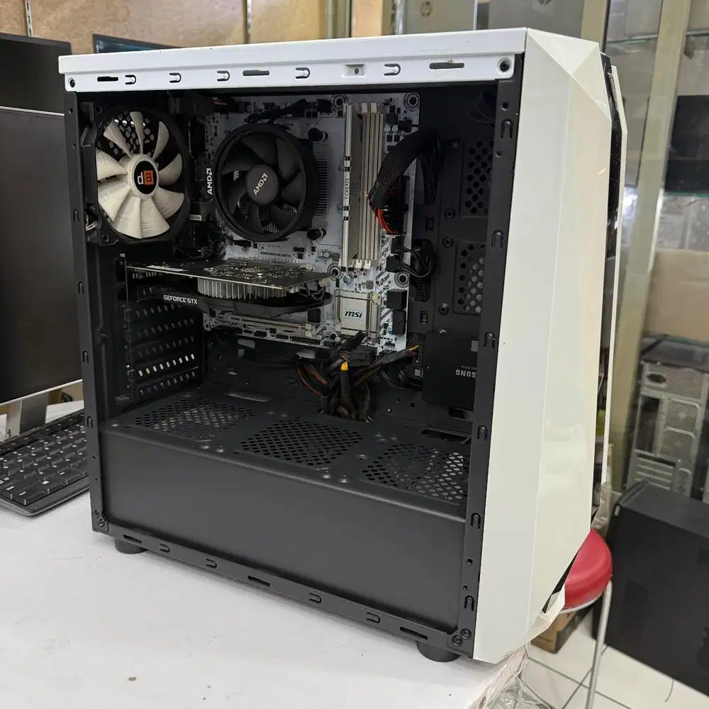 Pc Second AMD Ryzen 5-1600|16GB|250GB|GTX 1650|PSU Corsair VS650|CASE