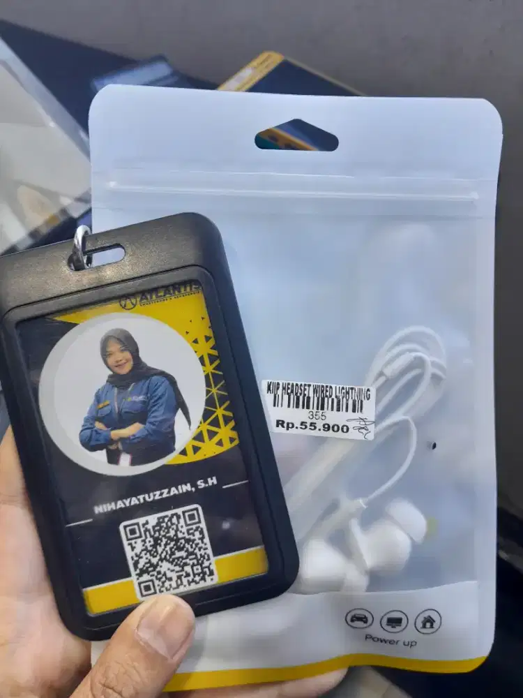 KIIP HEADSET WIRED LIGHTNING