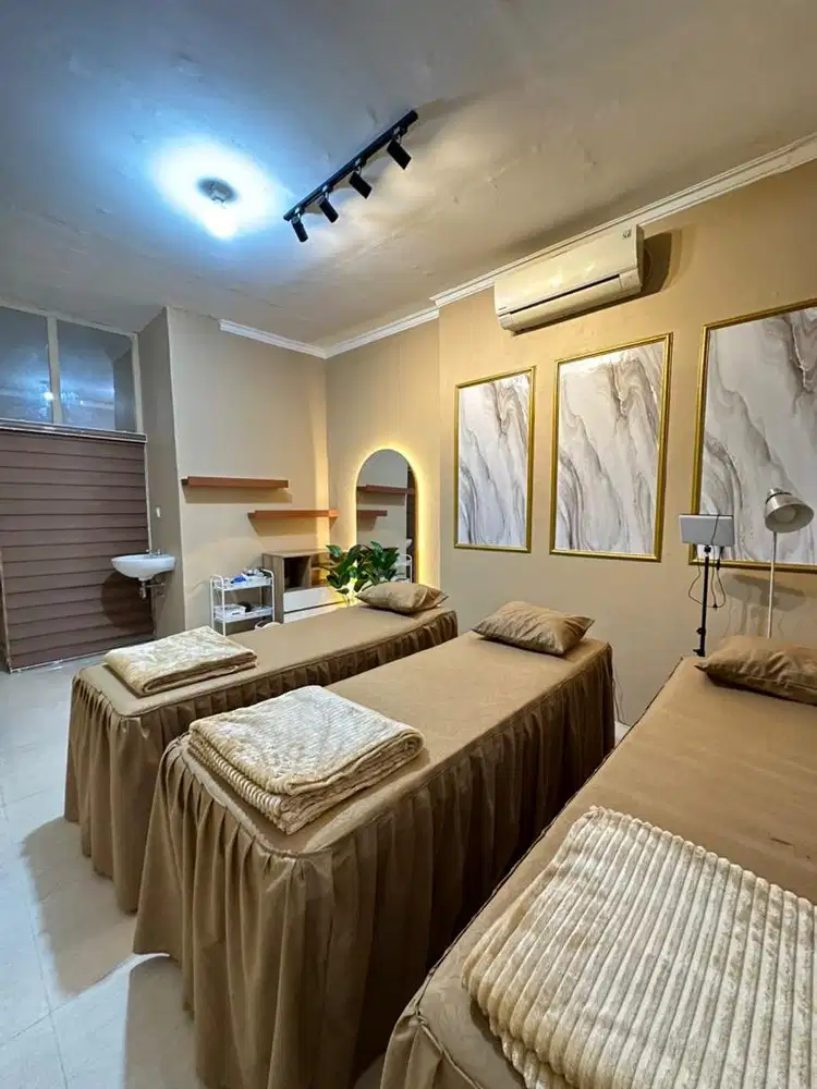 Dicari segera terapist eyelash