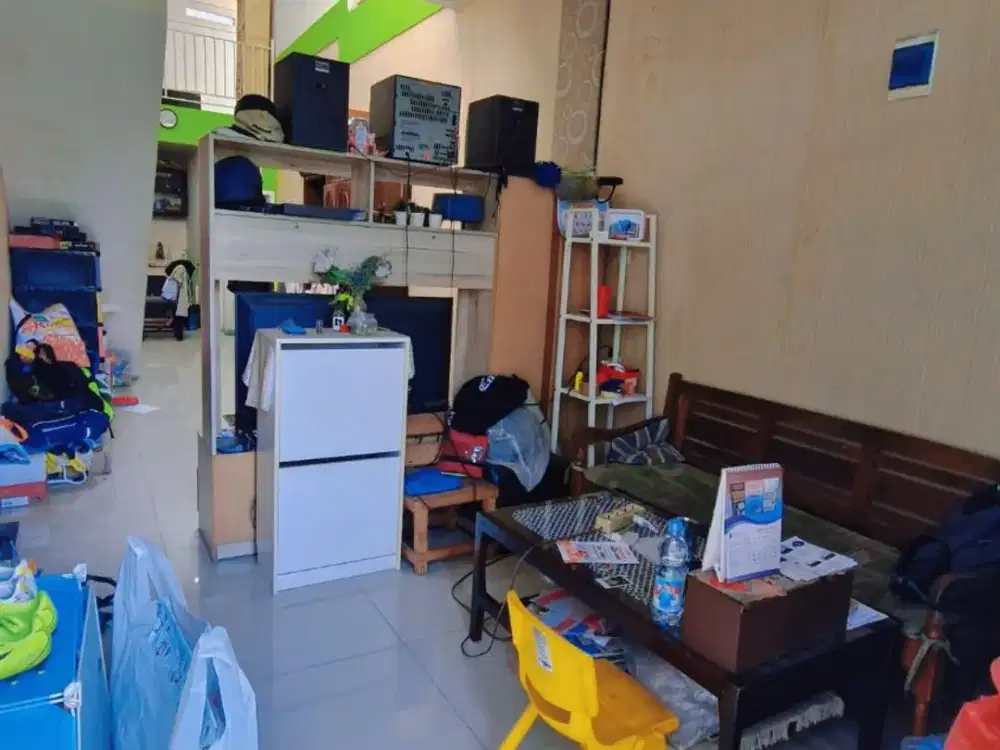 DIJUAL CEPAT RUMAH MINIMALIS TERAWAT 2 LANTAI DI KOMPLEK KIARA SARI KOTA BANDUNG