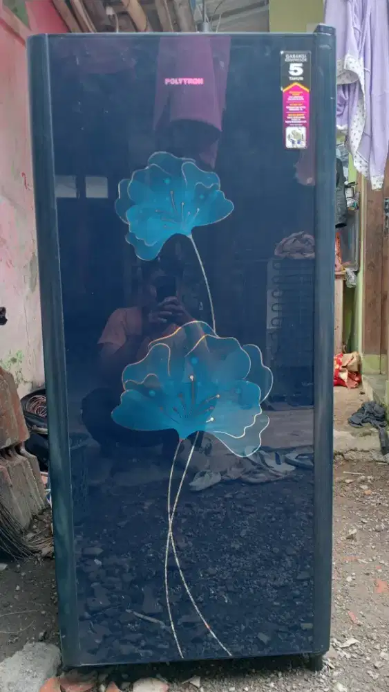 Kulkas Polytron belleza 1 pintu