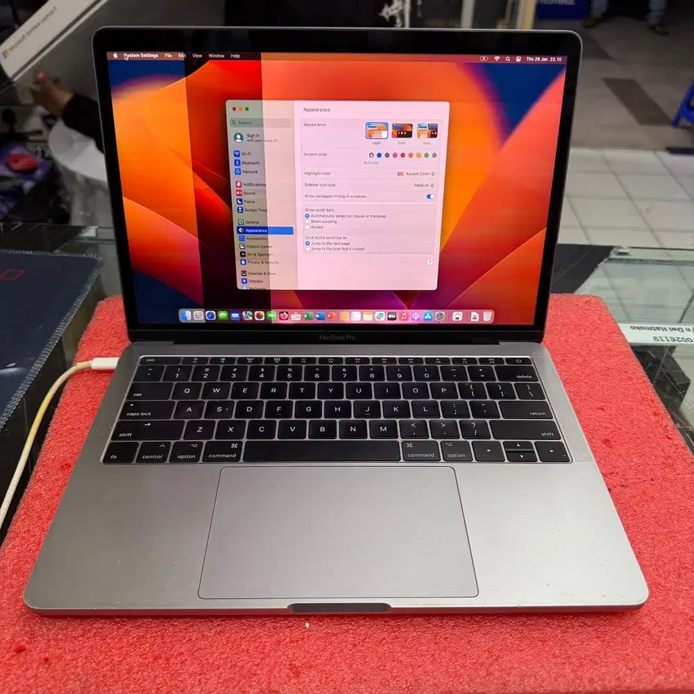 Macbook Pro 2017 Ci5-2.3Hz|8GB|128GB|13.3INCH-MINUS