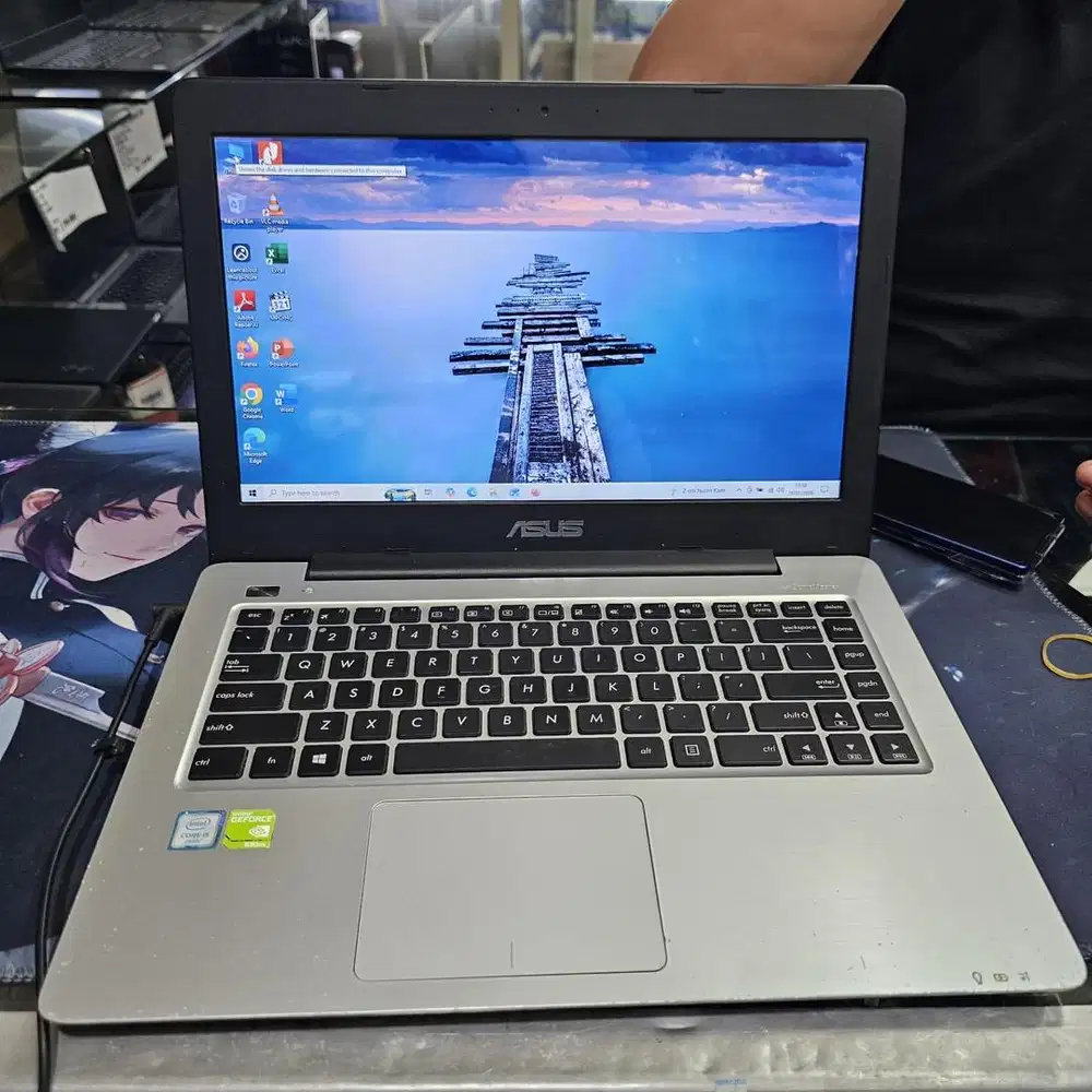 ASUS A456UR-WX307T Ci5-6200U|4GB|240GB|14INCH - Minus
