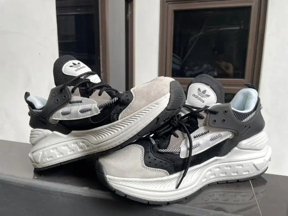 adidas sikaige running