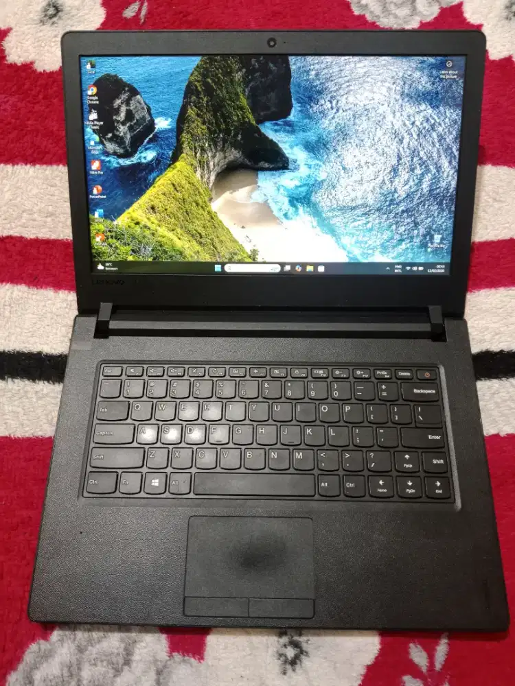 Lenovo 110 - Core i5 6200u, Dual VGA..