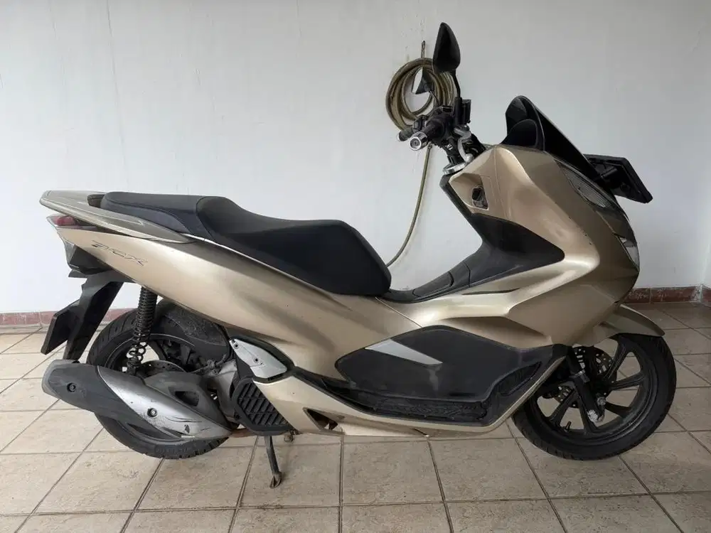 HONDA PCX 150 GOLD