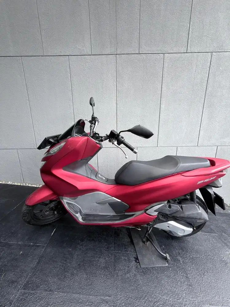 Honda pcx 2018 non abs 4rb km