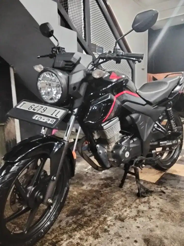 Jual motor kesayangan