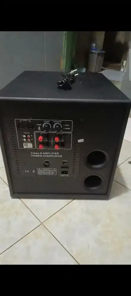 Subwoofer aktif Crimson 12 1255