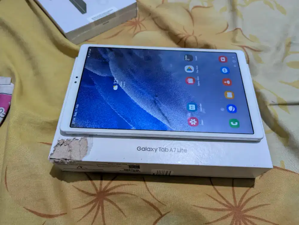 Samsung a7 lite bisa kartu