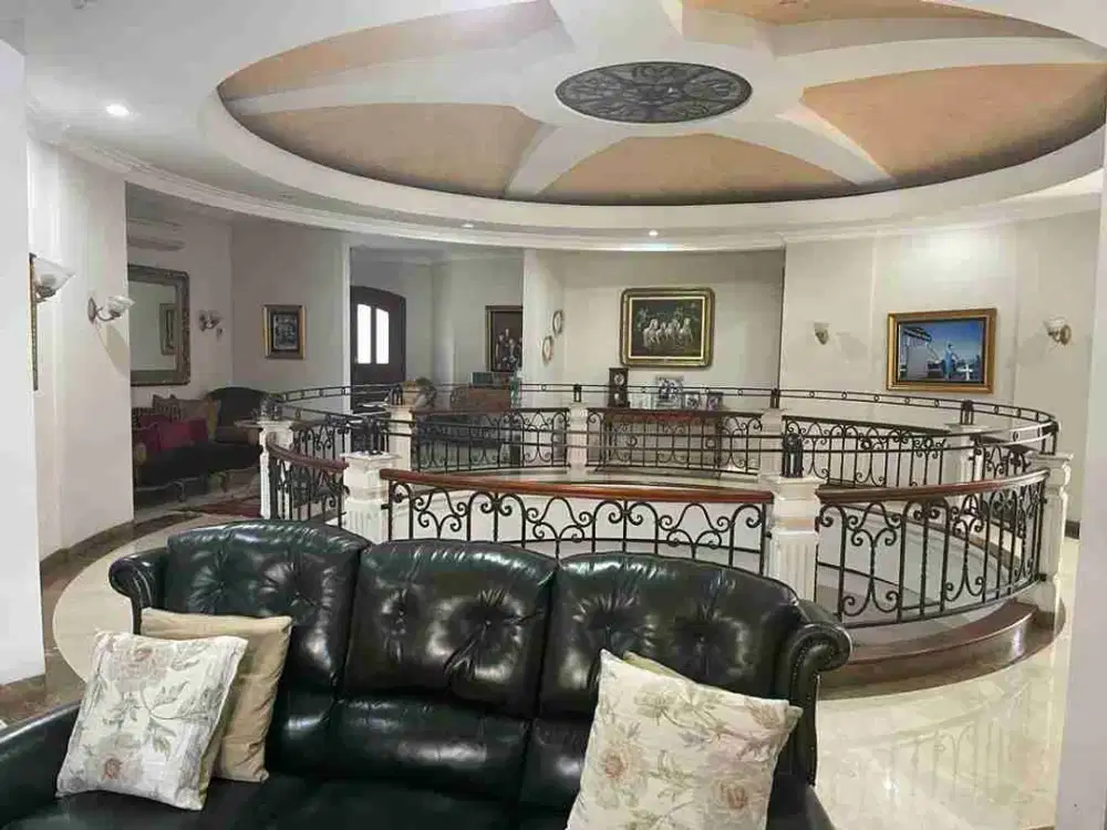 Rumah Mewah Siap Huni
Area Taman Metro Alam
Pondok Indah