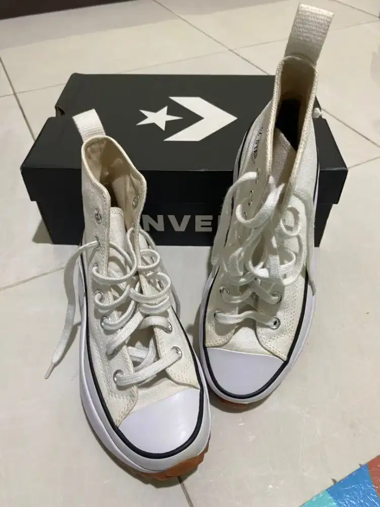 SEPATU CONVERSE