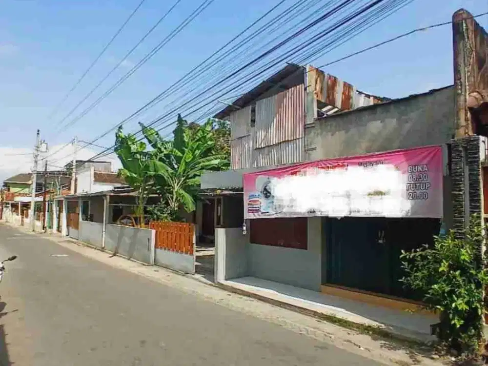 Di jual tanah ada rumah+kost²an+ruang usaha,strategis/premium area seturan