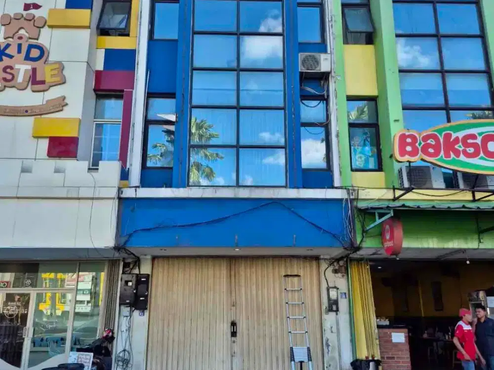 DIJUAL CEPAT RUKO 3 LANTAI BOULEVARD RAYA  di Gading Serpong