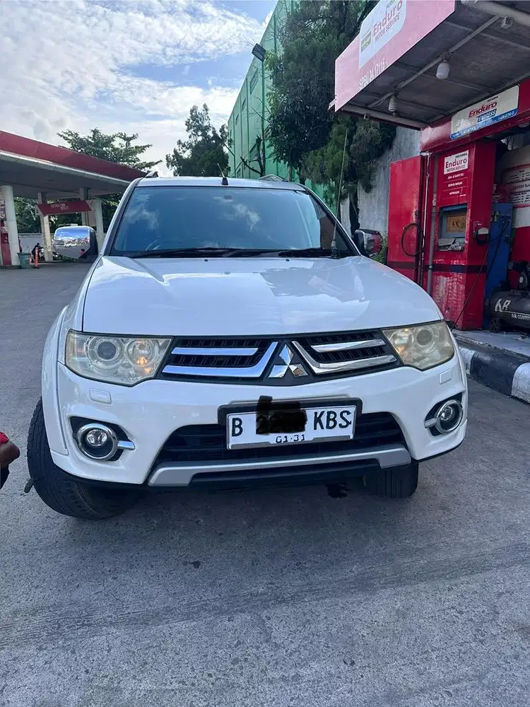 Jual Pajero Sport Dakar 4x4 white