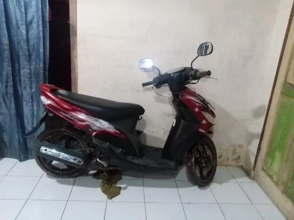 Yamaha mio merah