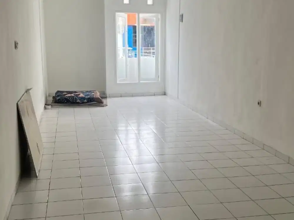 Ruko komersil strategis harga miring di pondok kelapa Jakarta Timur