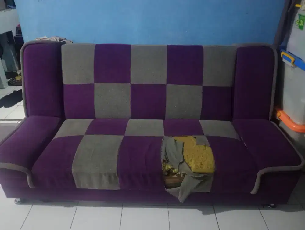 Sofabed minus robek mejanya kacanya udh GK ada