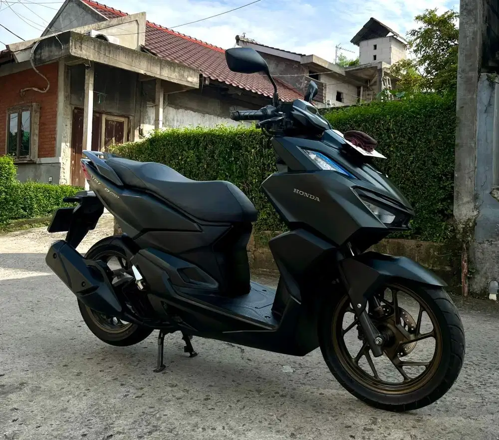 Dijual Cepat MULUSS Honda VARIO CBS 160Cc Th.2024 (Pajak OFF 01/2025)