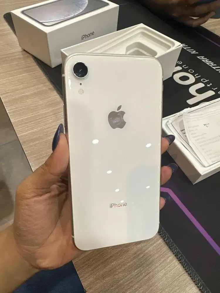 iphone xr 64gb inter