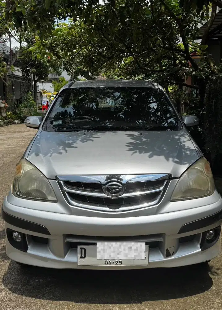 Dijual Daihatsu Xenia Li Family 2009