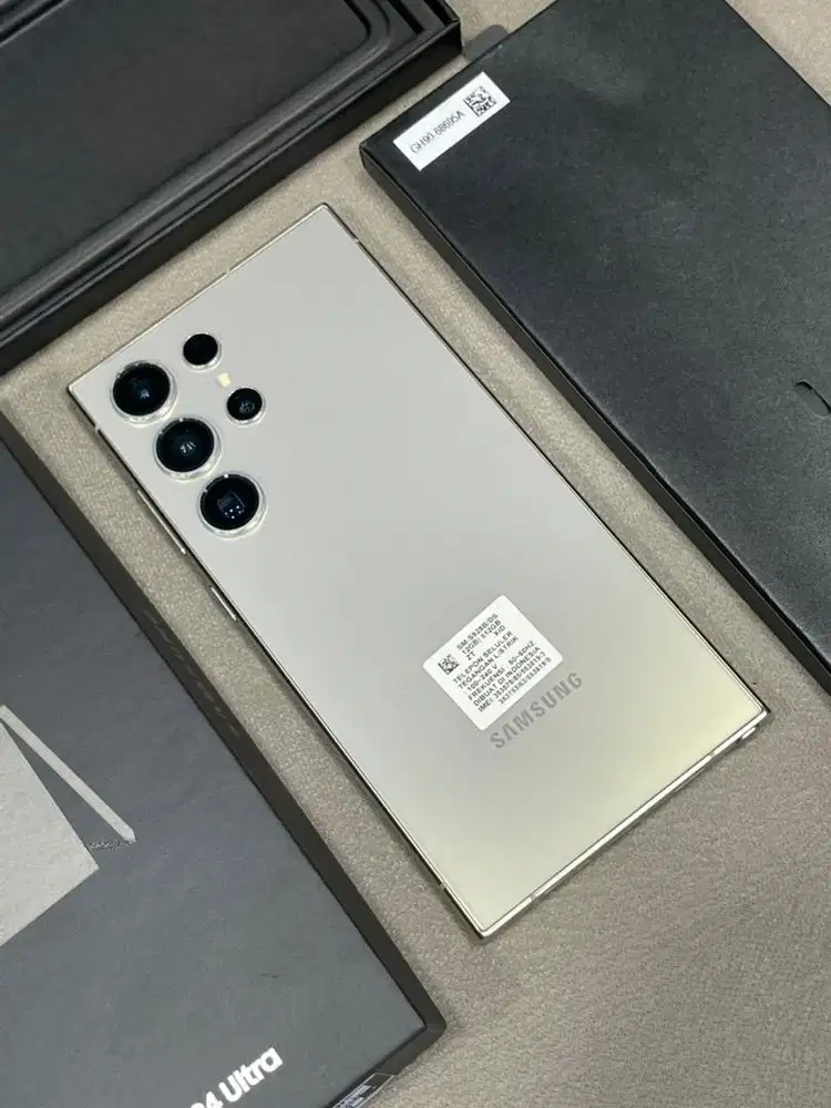 Samsung S 24 Ultra 12/512GB Titanium Gray ex Sein Like New
