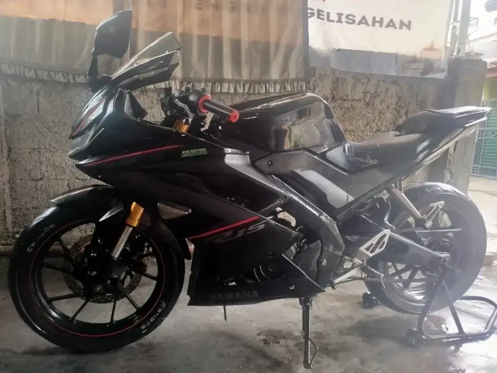 Di jual R15 V3 lokasi tangerang plat A