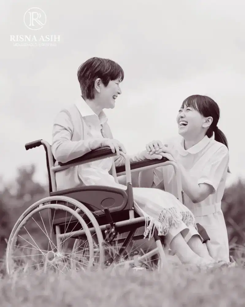 Yayasan Penyedia Nanny, Babysitter, ART, & Perawat Lansia Profesional