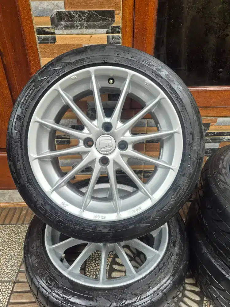 Velg Lenso Ring 16 pcd  4x100 et 42 + Ban GT 2022