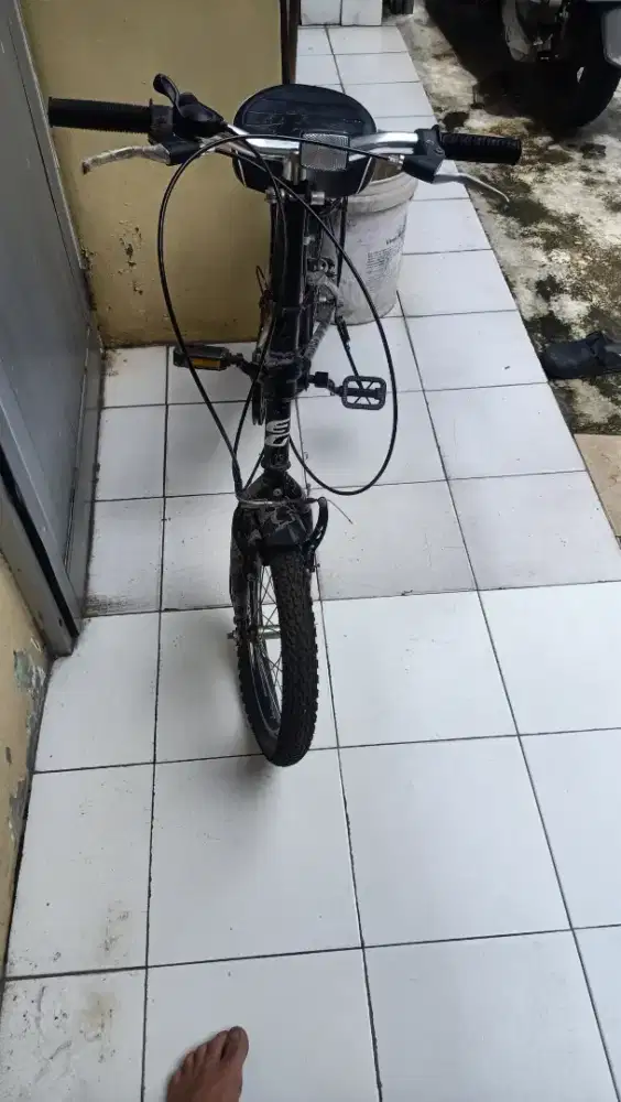 Di jual sepeda lipat gigi speed 7 merek evergreen