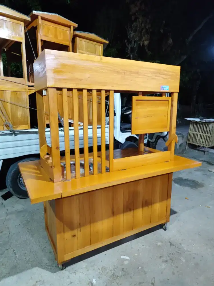 Gerobak Angkringan jg Melayani Pesanan Grobak Bakso Mie Bubur Sate dlL