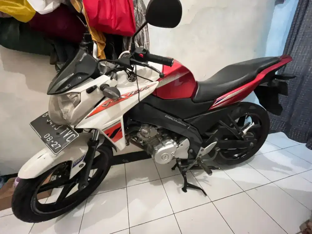 JUAL MOTOR VIXION 2015 SS KOMPLIT
