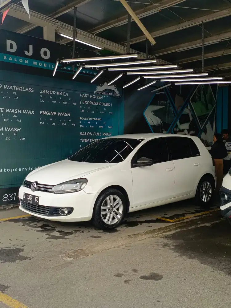 Volkswagen Golf 2012 Bensin