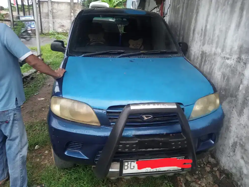 Di Jual Mobil Taruna 2004