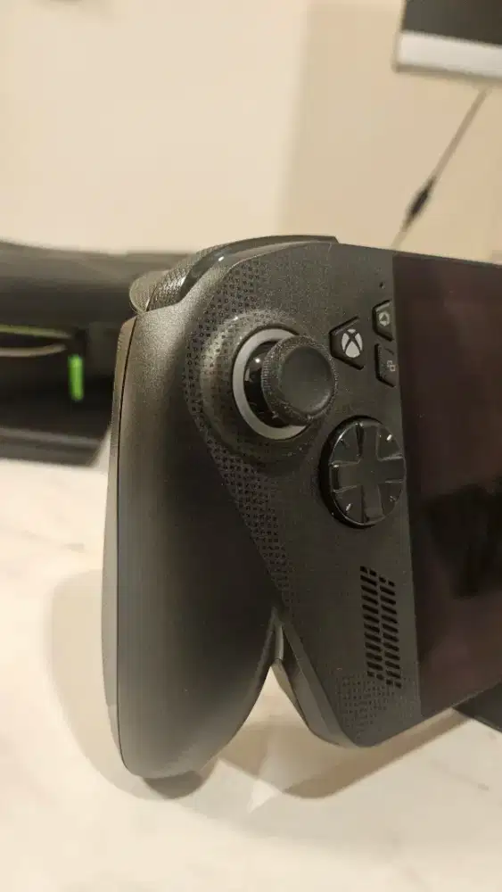 Xbox Ally X Pemakaian Kurang Dari 1 Bulan