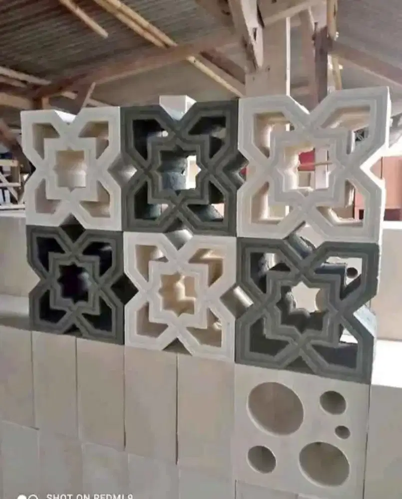 Roster beton berbagai macam motif barang