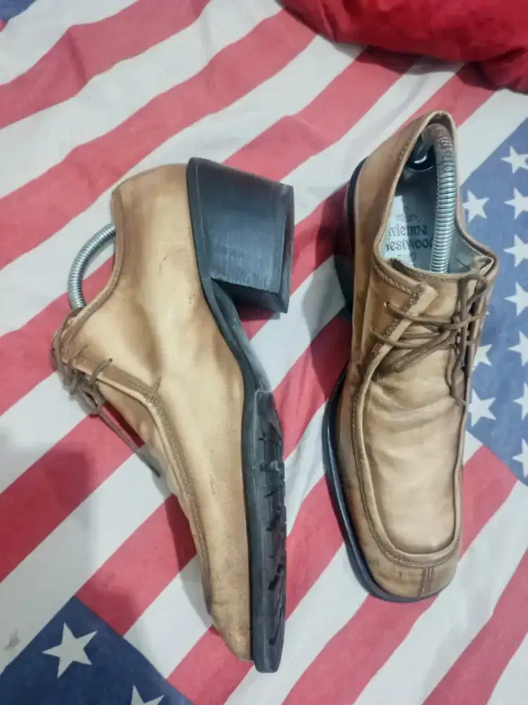Sepatu Derby Kulit Vivienne Westwood Vintage