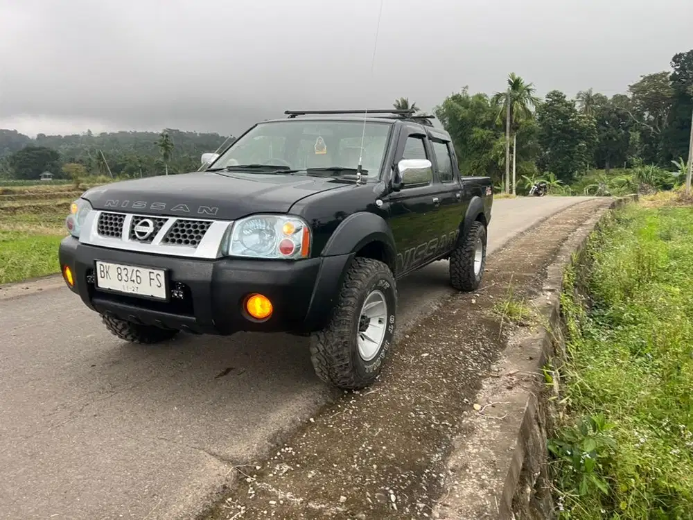 Nissan frontier 2005 4x4