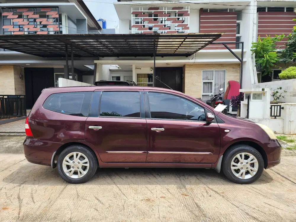 Nissan Grand livina 2012 Bensin