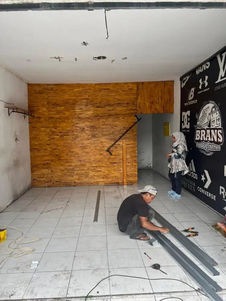 Dibutuhkan pekerja laki laki daerah Jln HM Said Medan