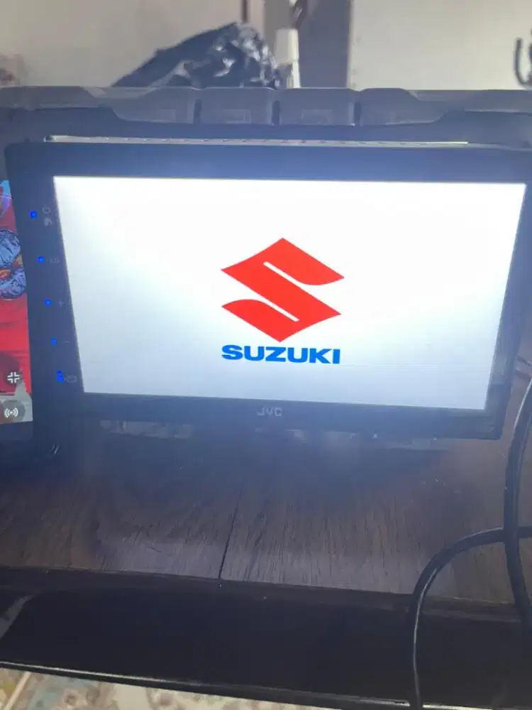 JVC M25BT head unit dashboard mobil