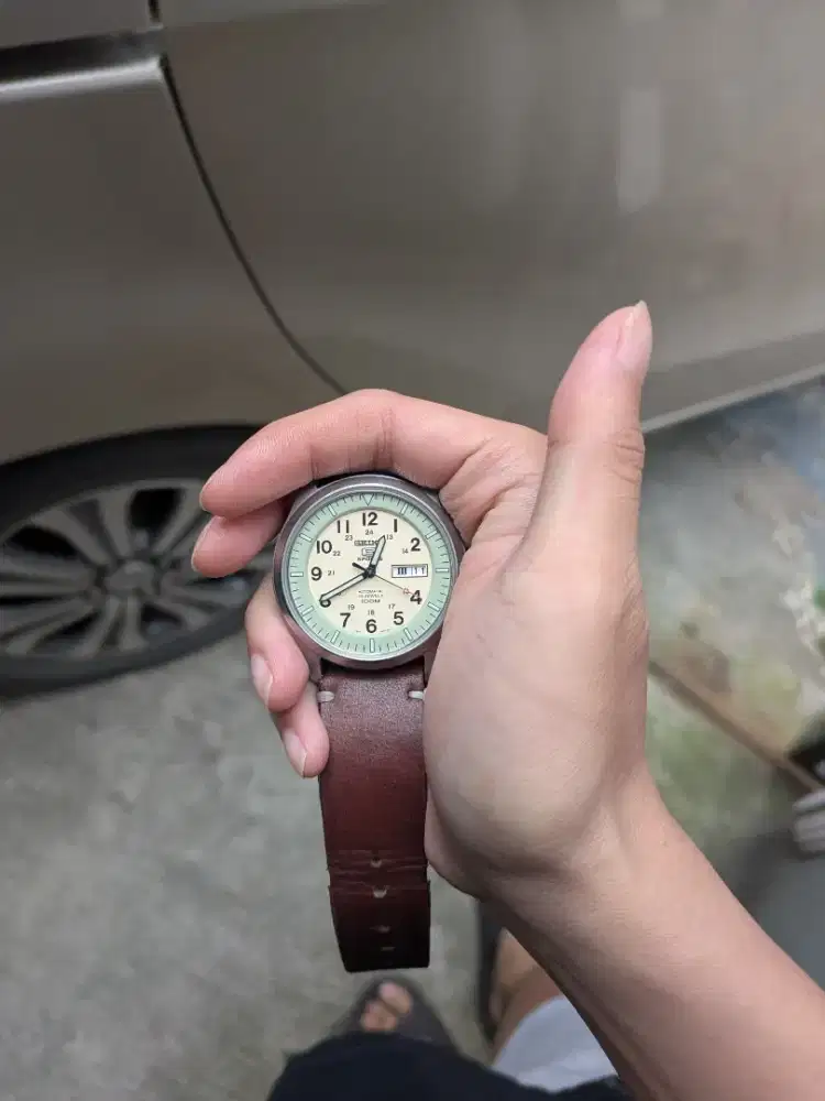 jam tangan Seiko 5 Sports SNZG07K1